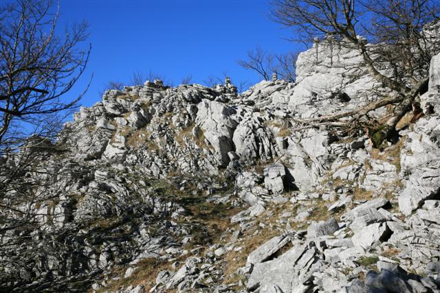 Peque�a ascensi�n desde Atxular